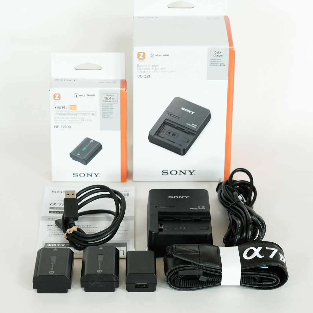 SONY α7 IV(ILCE-7M4) SONY α7 IV(ILCE-7M4)