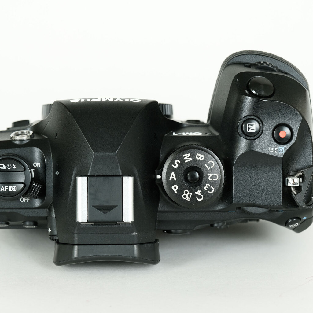 OM SYSTEM OM-1 OM SYSTEM OM-1