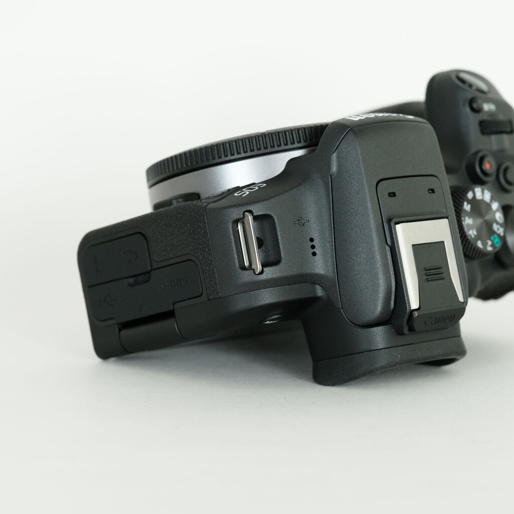 Canon EOS R10 Canon EOS R10