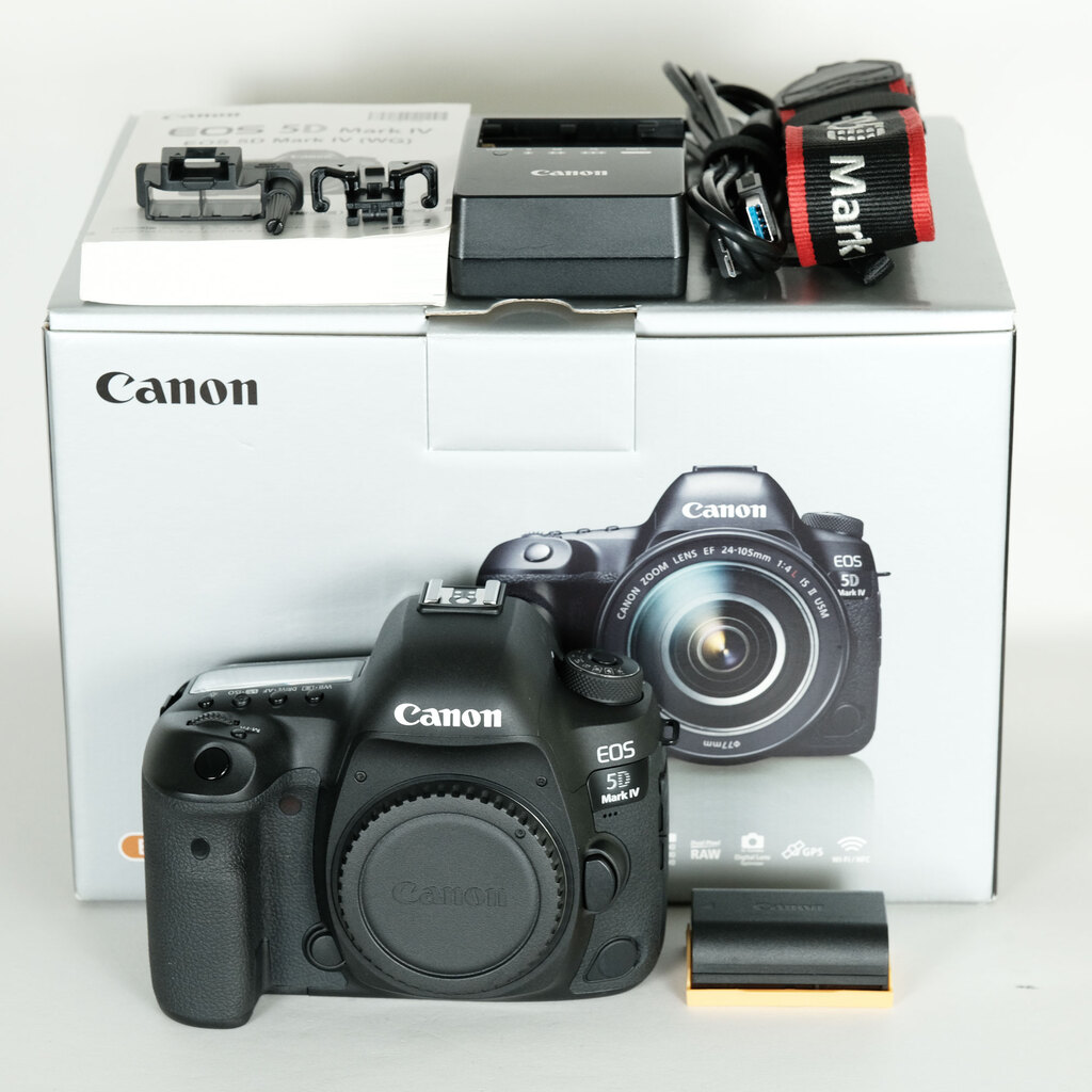 Canon EOS 5D Mark IV Canon EOS 5D Mark IV