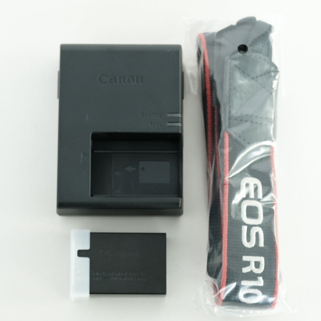 Canon EOS R10 Canon EOS R10