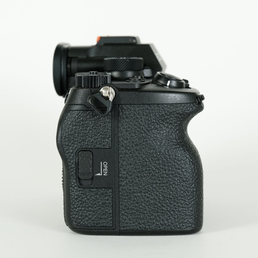 SONYα7R V ボディ ILCE-7RM5 α7R V | デジタル一眼カメラα（アルファ） | ソニー