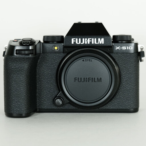 FUJIFILM X-S10を徹底解説。他機種との比較からレビュー・作例