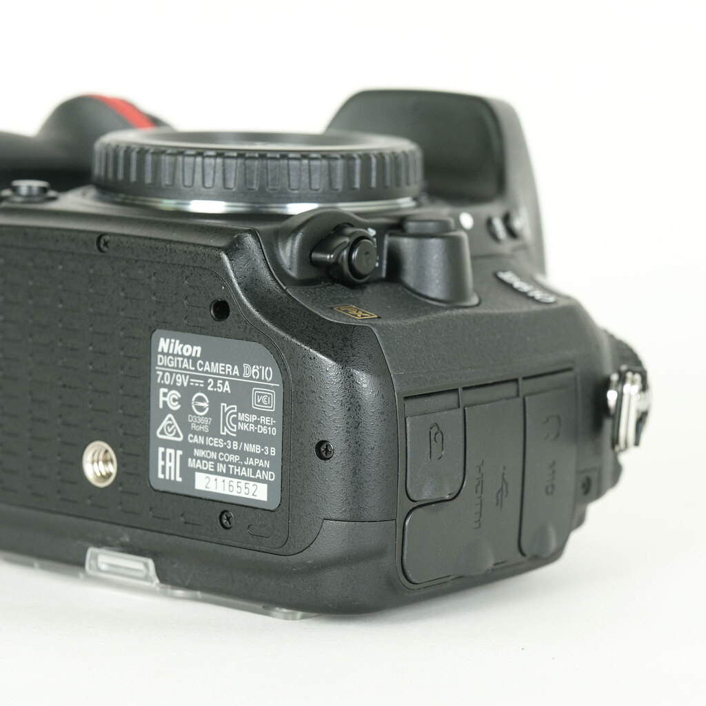 Nikon D610