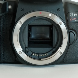 Canon EOS Kiss X10i