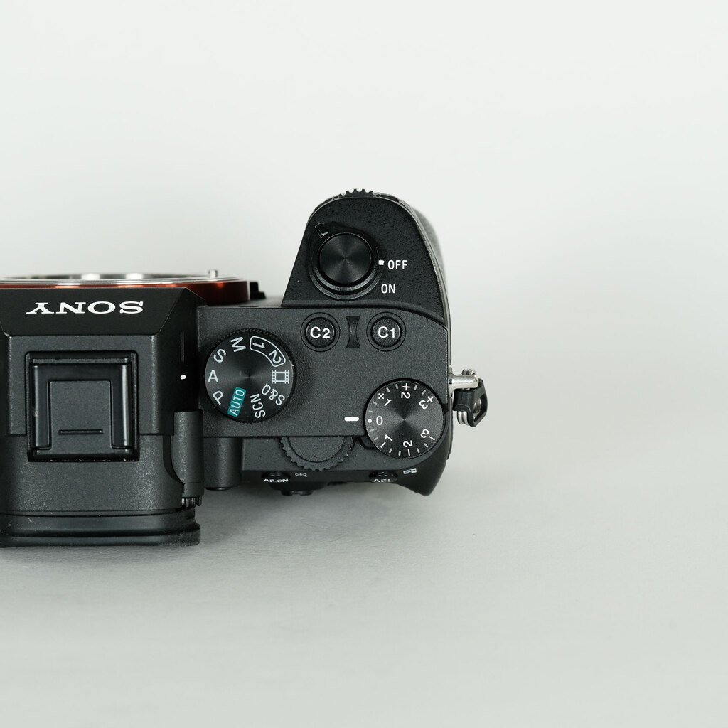 SONY α7 III(ILCE-7M3) SONY α7 III(ILCE-7M3)