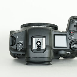 Canon EOS R5 Canon EOS R5