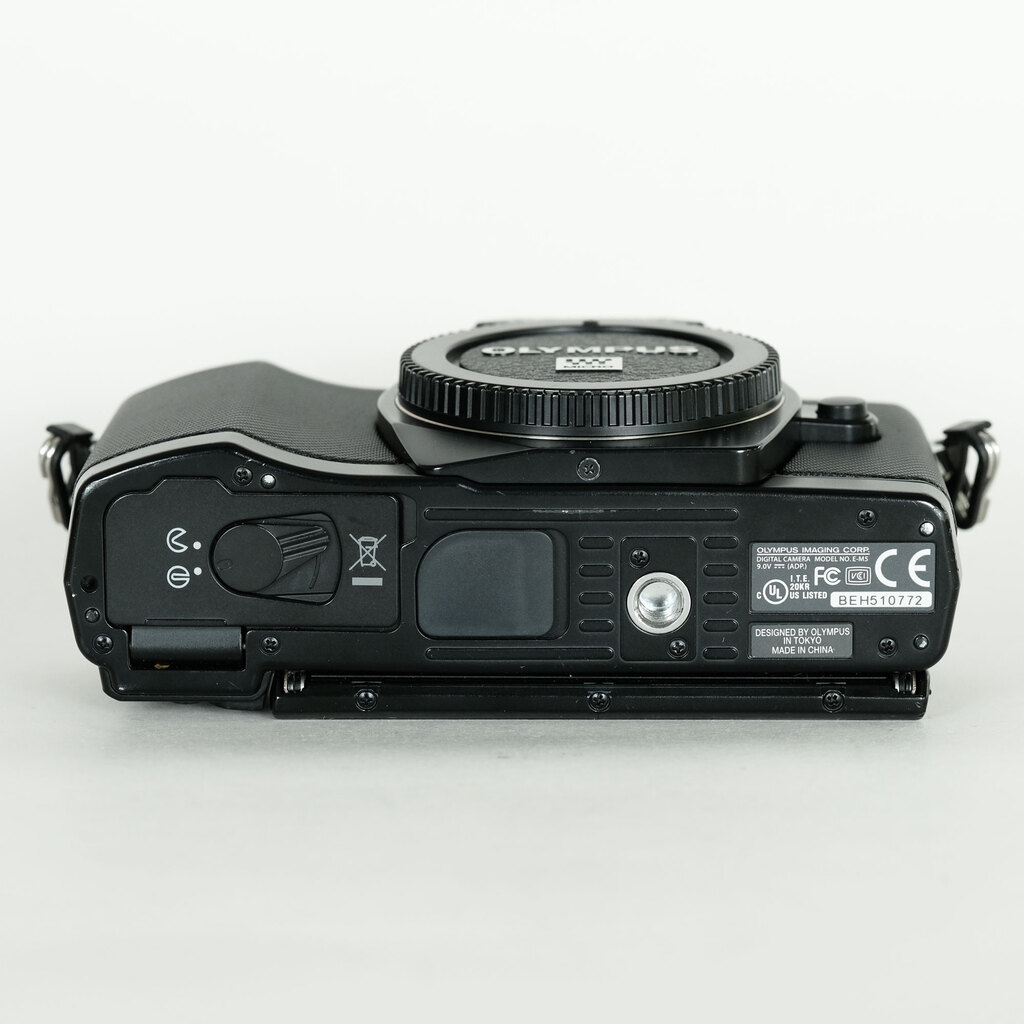 完動品 OLYMPUS μ ブラック 説明書付き 完動品 OLYMPUS μ ブラック 説明書付き
