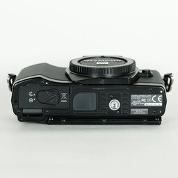 OLYMPUS OM-D E-M5 ボディ ブラック OLYMPUS OM-D E-M5 ボディ ブラック