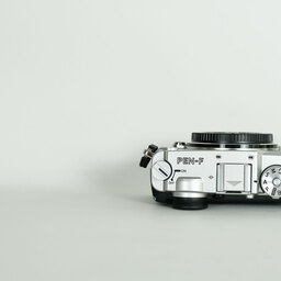 OLYMPUS PEN-F OLYMPUS PEN-F