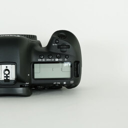 Canon EOS 5D Mark IV