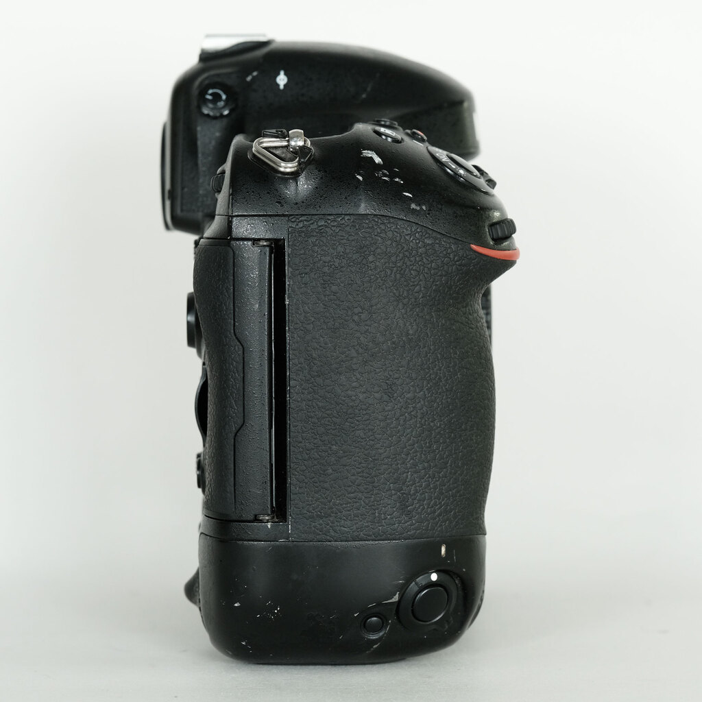 Nikon D4Sの出品 | ONE SCENE(ワンシーン) Nikon D4Sの出品 | ONE SCENE(ワンシーン)