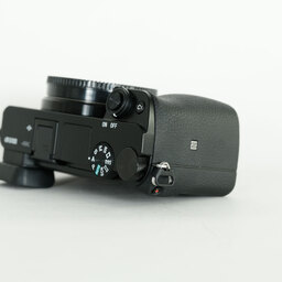 SONY α6100(ILCE-6100) SONY α6100(ILCE-6100)