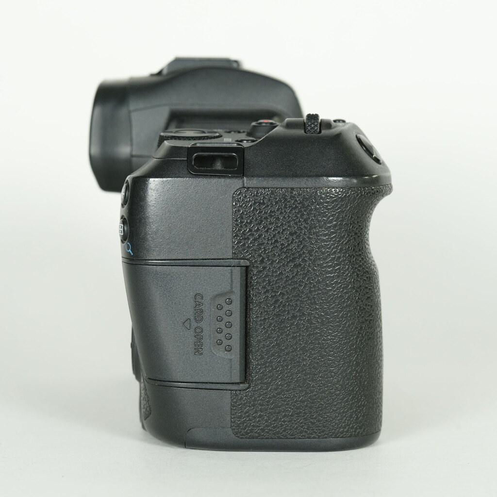 Canon EOS R Canon EOS R