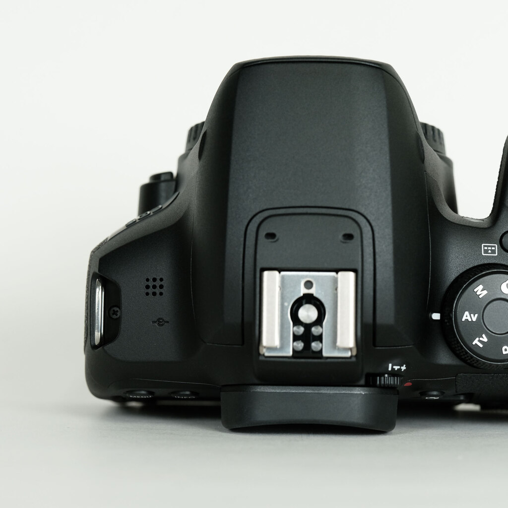 Canon EOS Kiss X10i Canon EOS Kiss X10i