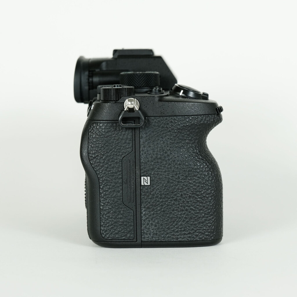 SONY α7R IV(ILCE-7RM4) SONY α7R IV(ILCE-7RM4)