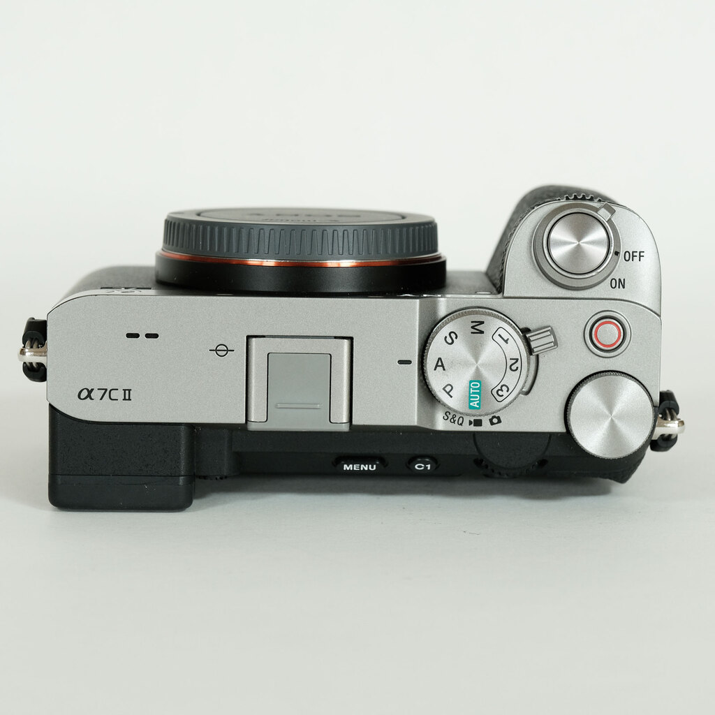 SONY α7C II(ILCE-7CM2) SONY α7C II(ILCE-7CM2)