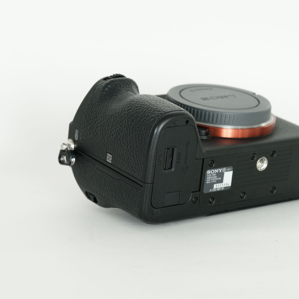 SONY α7 III（ILCE-7M3）