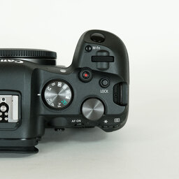 Canon EOS R6 Canon EOS R6