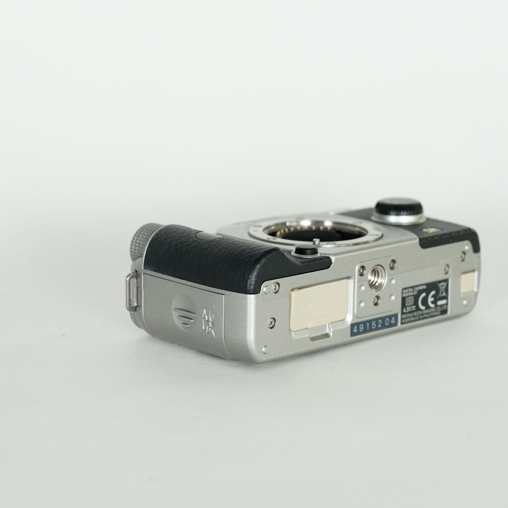 PENTAX Q7 ズームレンズキット シルバー