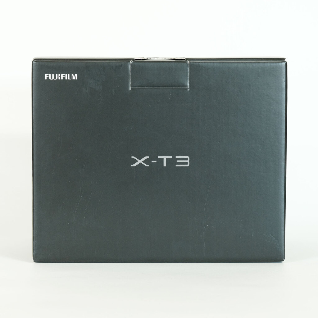 【未使用】フジフイルム X-T3 レンズキット／開封のみ／シャッター数０ 未使用】フジフイルム X-T3 レンズキット／開封のみ／シャッター