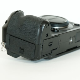 FUJIFILM X-H1 FUJIFILM X-H1