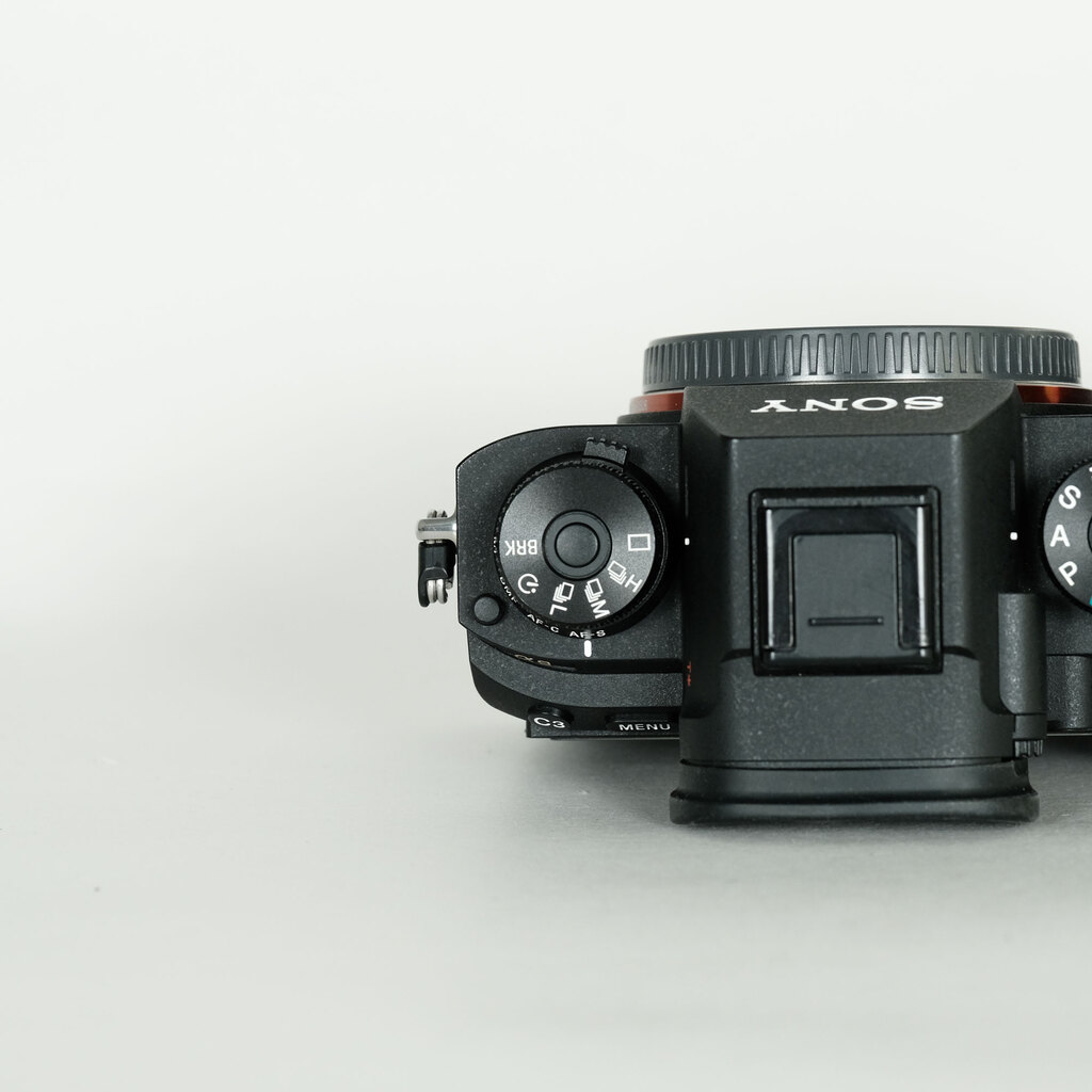 SONY α9（ILCE-9）の出品 | ONE SCENE（ワンシーン）
