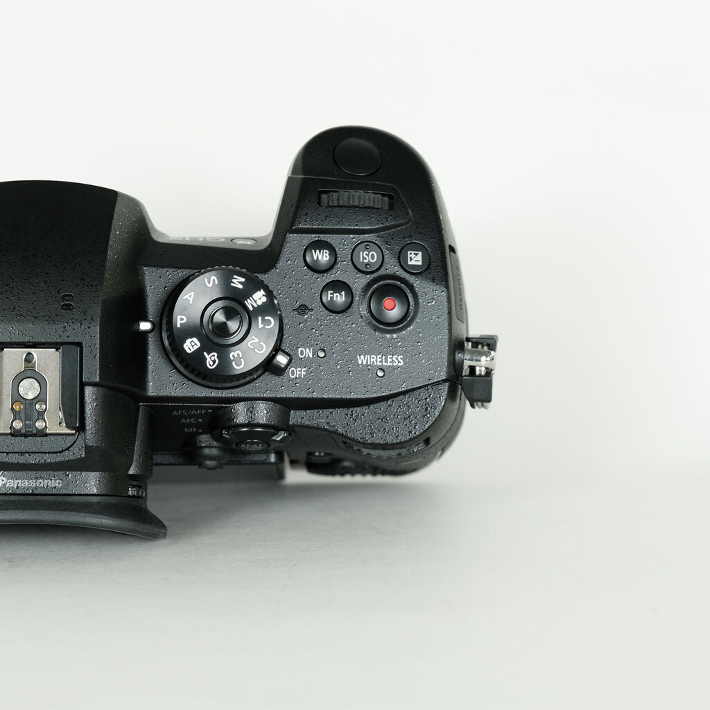 Panasonic LUMIX DC-GH5