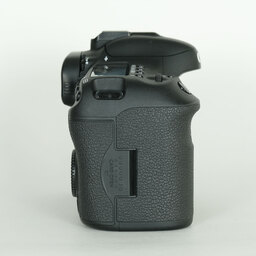 Canon EOS 7D Mark II Canon EOS 7D Mark II