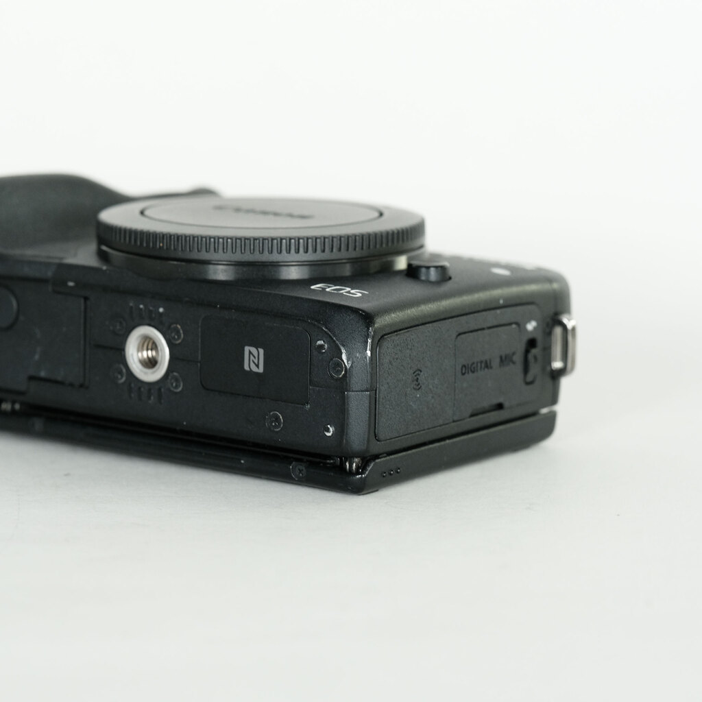 Canon EOS M3 ボディEVFキット ブラック