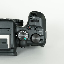 Canon EOS R10 Canon EOS R10