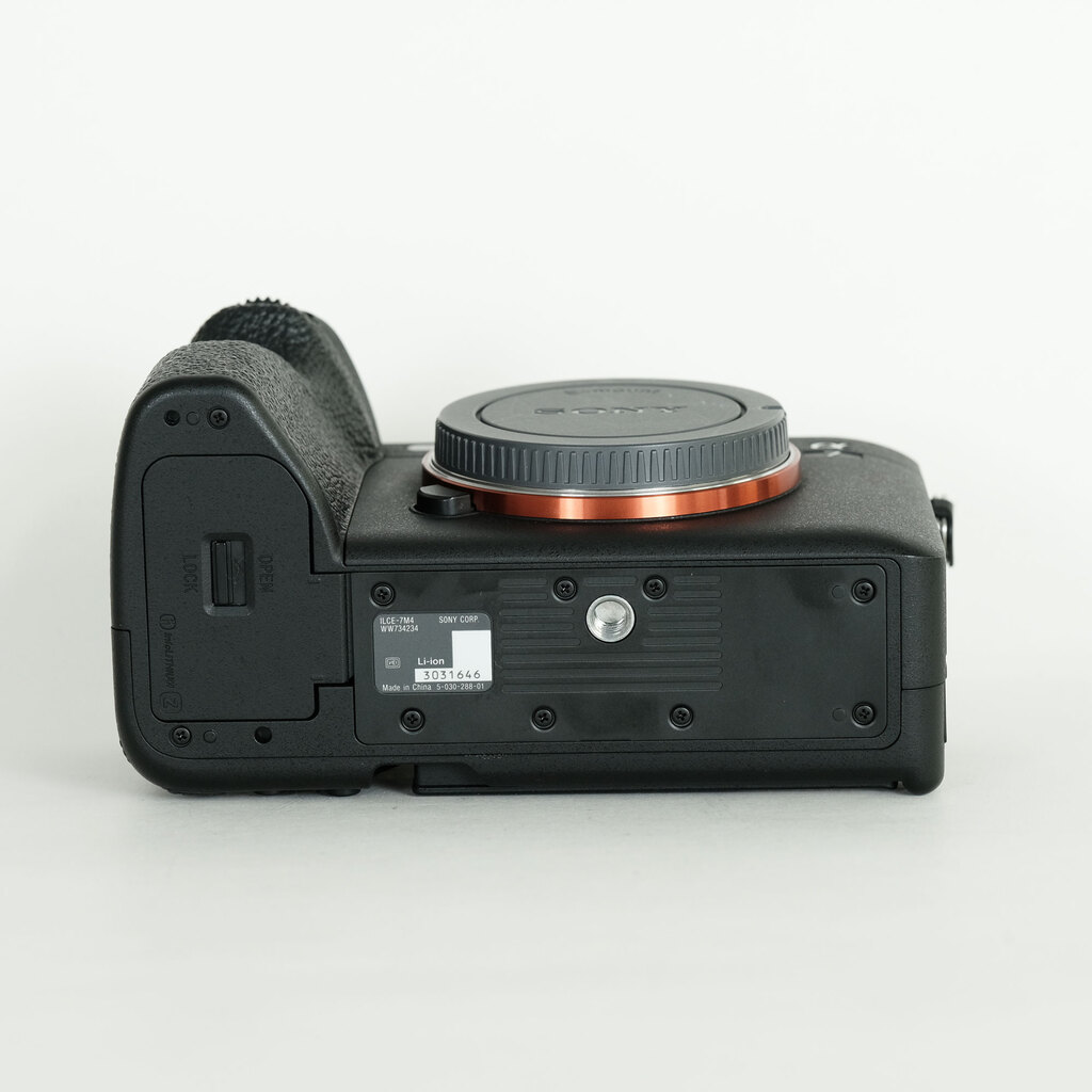 SONY α7 IV(ILCE-7M4) SONY α7 IV(ILCE-7M4)