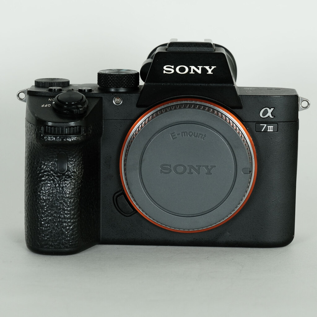 SONY α7 III(ILCE-7M3) SONY α7 III(ILCE-7M3)