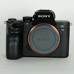 SONY α7 III(ILCE-7M3) SONY α7 III(ILCE-7M3)