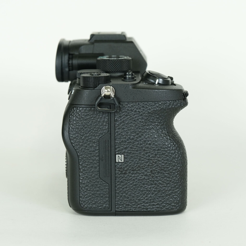 SONY α7R IV(ILCE-7RM4) SONY α7R IV(ILCE-7RM4)