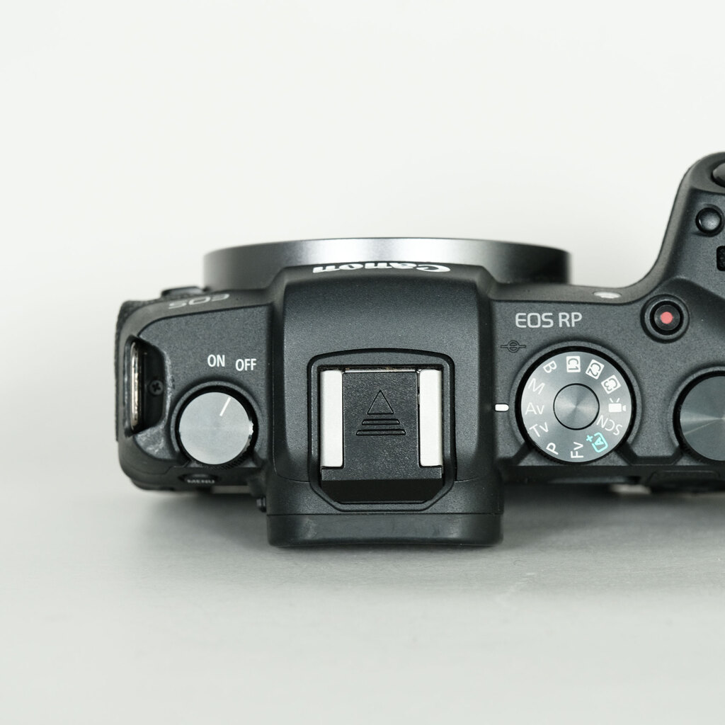 Canon EOS RP Canon EOS RP