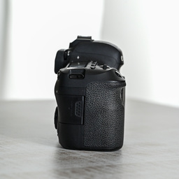 Canon EOS 6D Mark II Canon EOS 6D Mark II