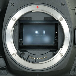 Canon EOS 5D Mark IV Canon EOS 5D Mark IV