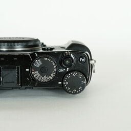 FUJIFILM X-Pro2 FUJIFILM X-Pro2