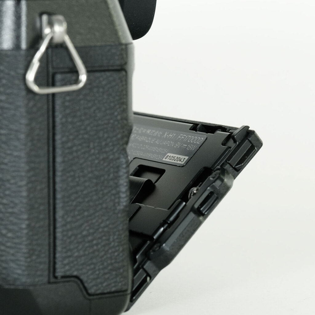 FUJIFILM X-H1 FUJIFILM X-H1