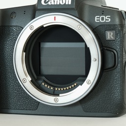 Canon EOS R