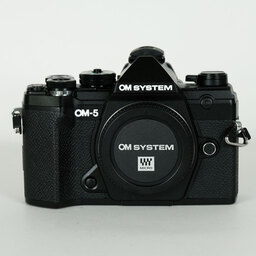 OM SYSTEM OM-5