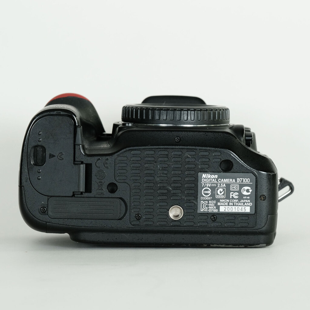 Nikon D7100 Nikon D7100