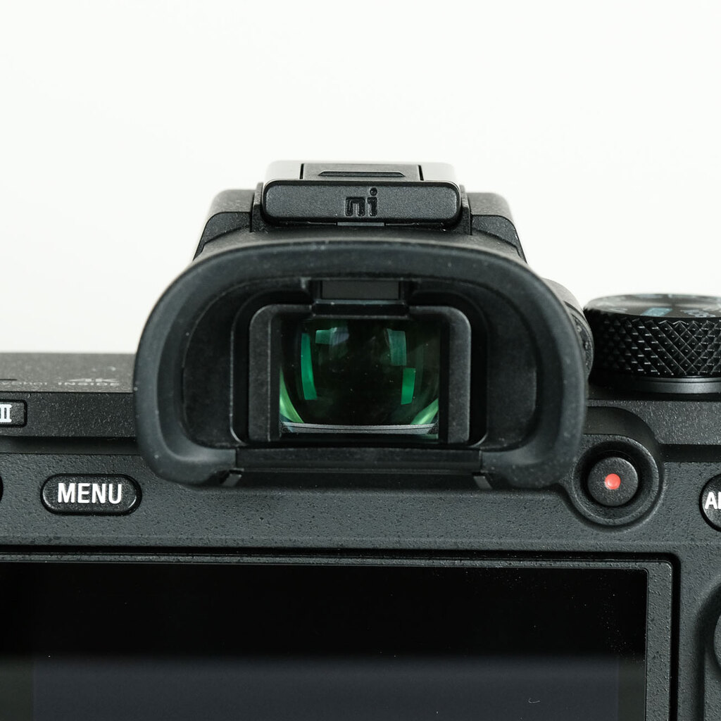 SONY α7 III(ILCE-7M3) SONY α7 III(ILCE-7M3)
