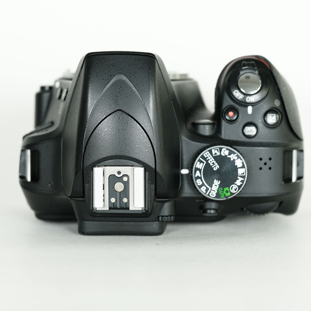 Nikon D3300の出品 | ONE SCENE（ワンシーン）