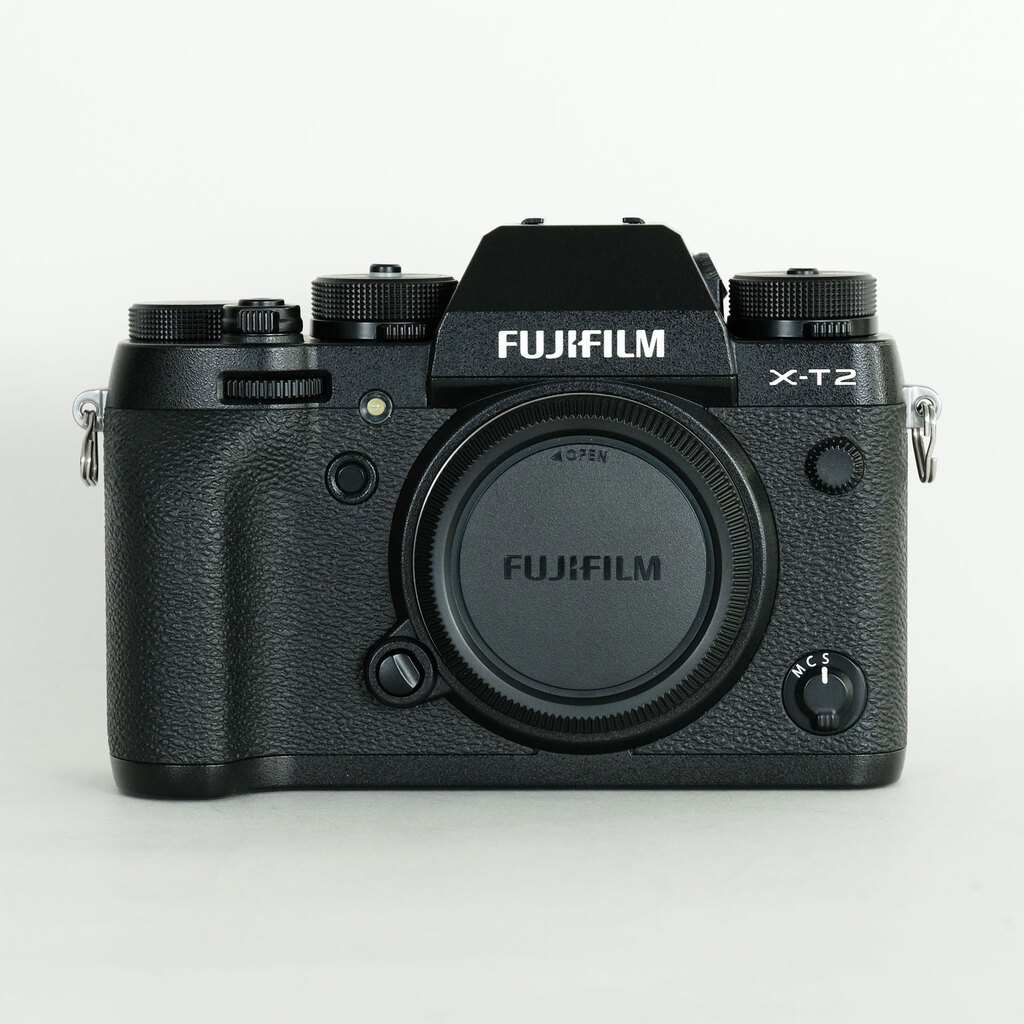 FUJIFILM X-T2 FUJIFILM X-T2