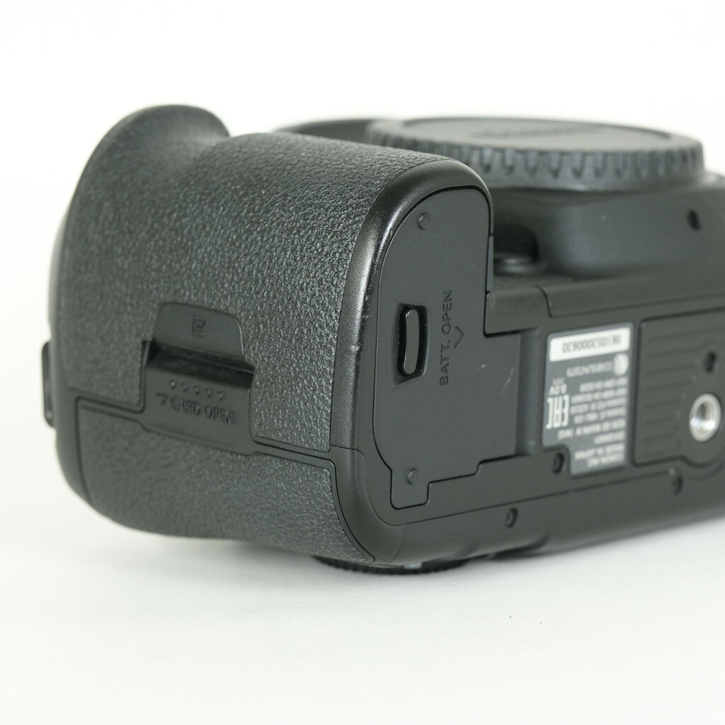 Canon EOS 5D Mark IV