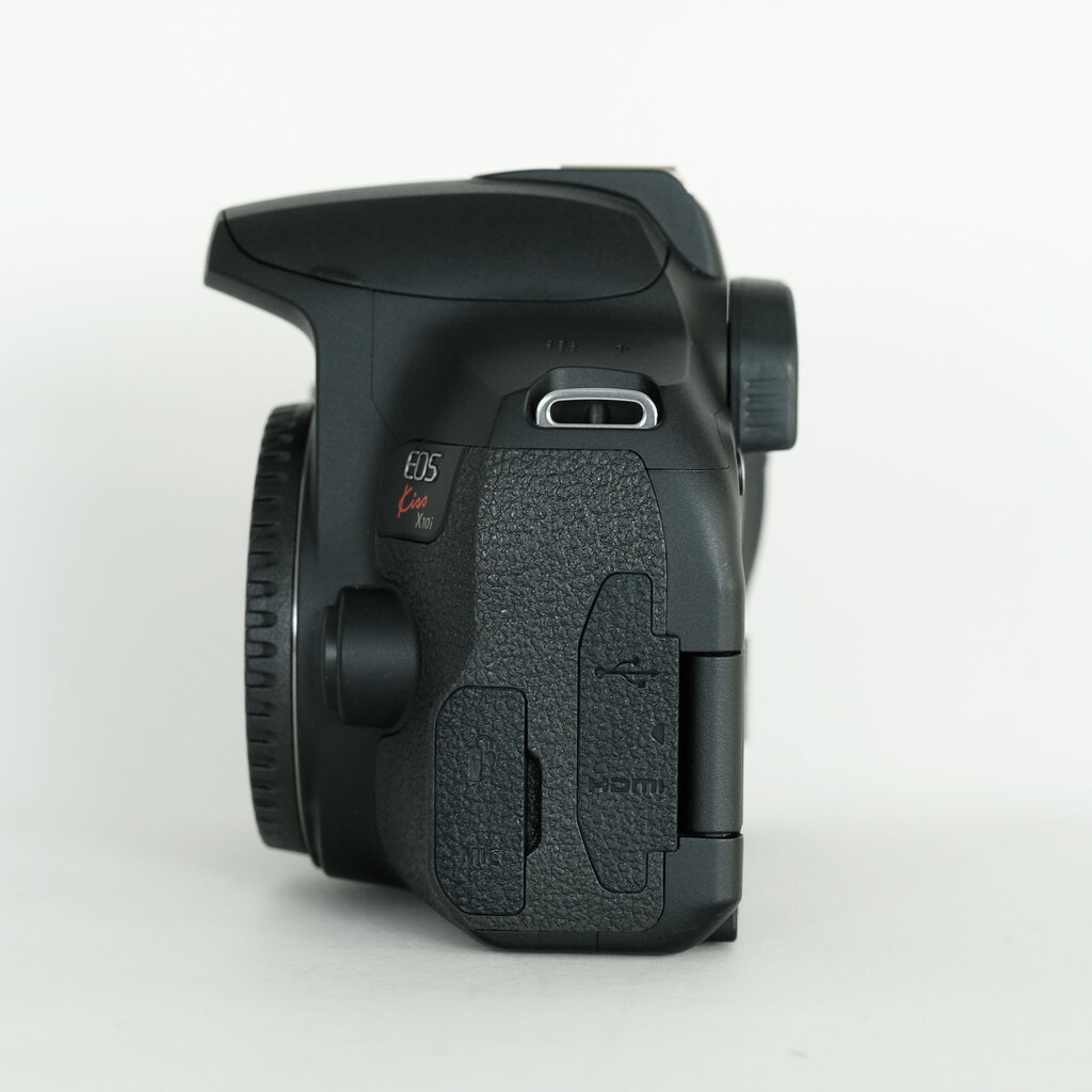 Canon EOS Kiss X10i Canon EOS Kiss X10i