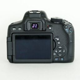 Canon EOS Kiss X8i