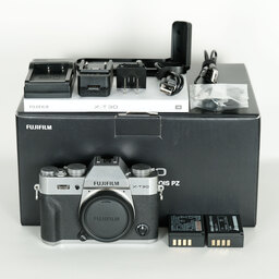 FUJIFILM X-T30